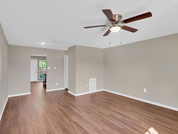 3rd image of 242 Ezekial Ave