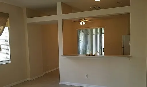 1077 Singleton Cir — Photo 6
