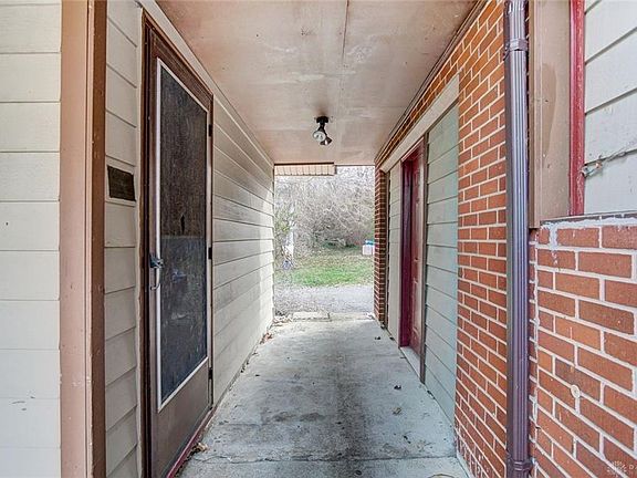 5th image of 4006 Riverview Ave