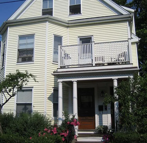 48 Burnside Ave #3 — Photo 1
