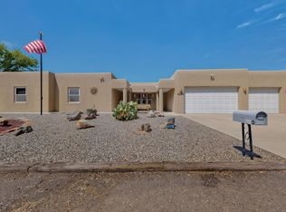 250 Phillips Rd, Los Lunas, NM 87031