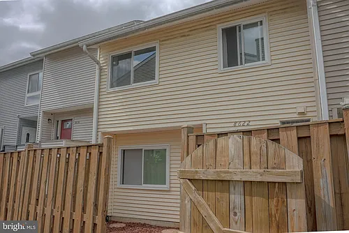 8622 Village Square Dr #8622 Photo 1