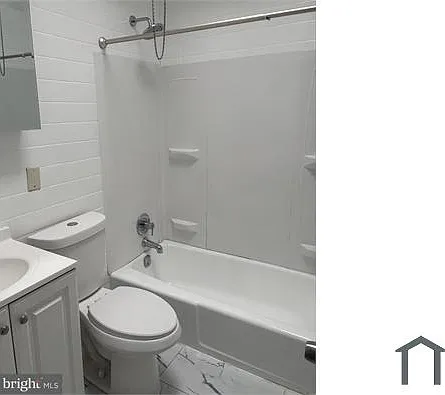 6380 Marsden St — Photo 7