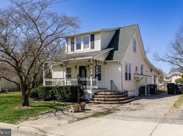 24 W Maple Ave, Lindenwold, NJ 08021