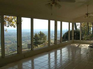 4610 Chestnut St, Signal Mountain, TN 37377
