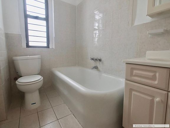5th image of 116 W 238th St APT 4D