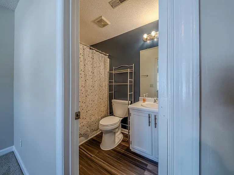 907 Shelby Dr #C — Photo 26
