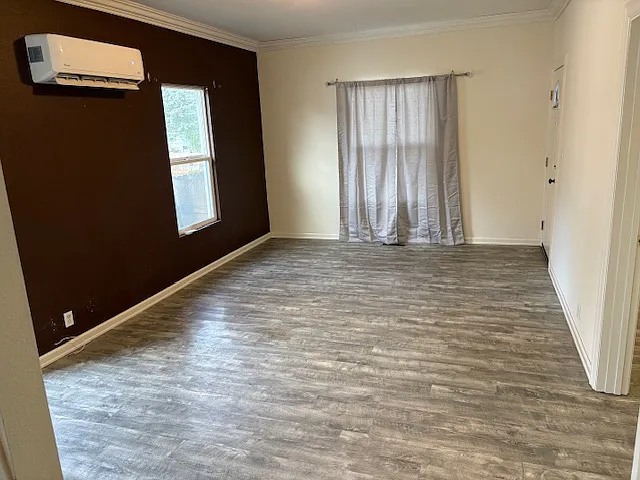 613 W Fourth Plain Blvd — Photo 7
