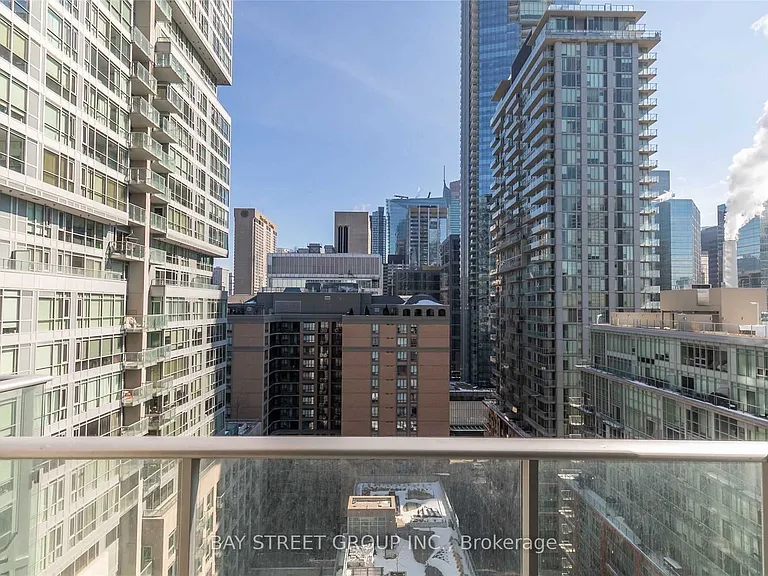 30 Nelson St E #1603 — Photo 10