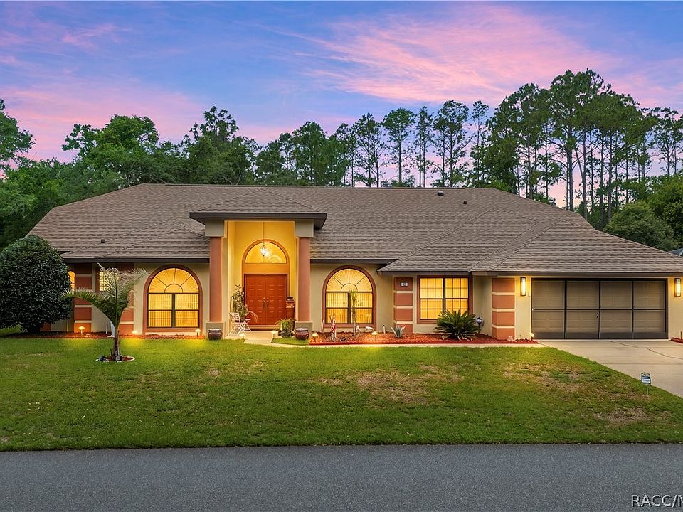 1st image of 42 Pine Dr