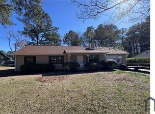 3520 Mustang Dr, Powder Springs, GA 30127