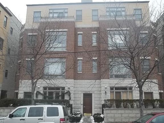 4th image of 3426 N Ashland Ave APT 3S
