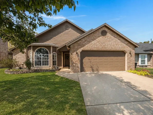 3304 N 4th St, Broken Arrow, OK 74012