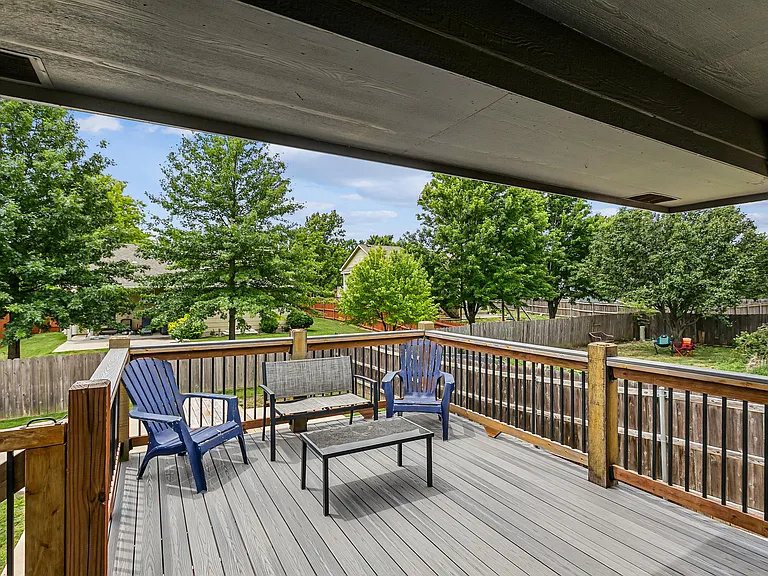 864 S Sunset Cir — Photo 33