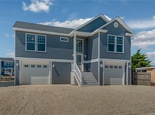 109 Lawrence Dr, Manahawkin, NJ 08050