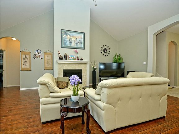 3rd image of 411 Stansted Manor Dr