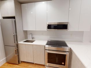 60 Kirkland St #1R, Cambridge, MA 02138