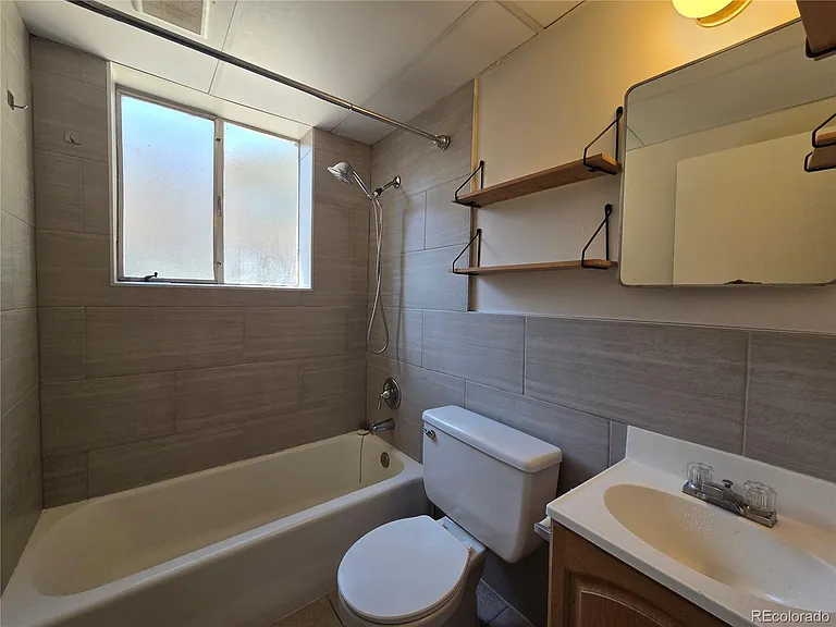 1864 S Garfield St #1866 — Photo 4