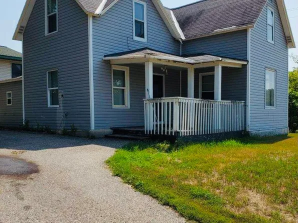 504 Central St E, Detroit Lakes, MN 56501