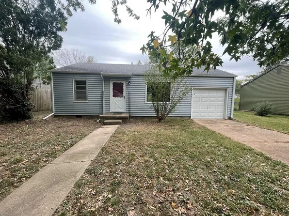 2811 Ward Ave, Parsons, KS 67357
