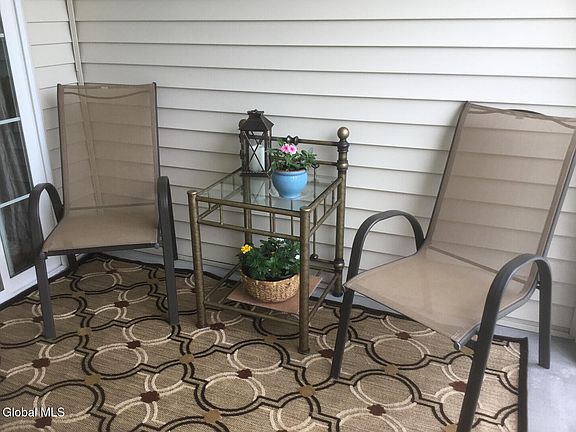 5th image of 208 N Ridge #208