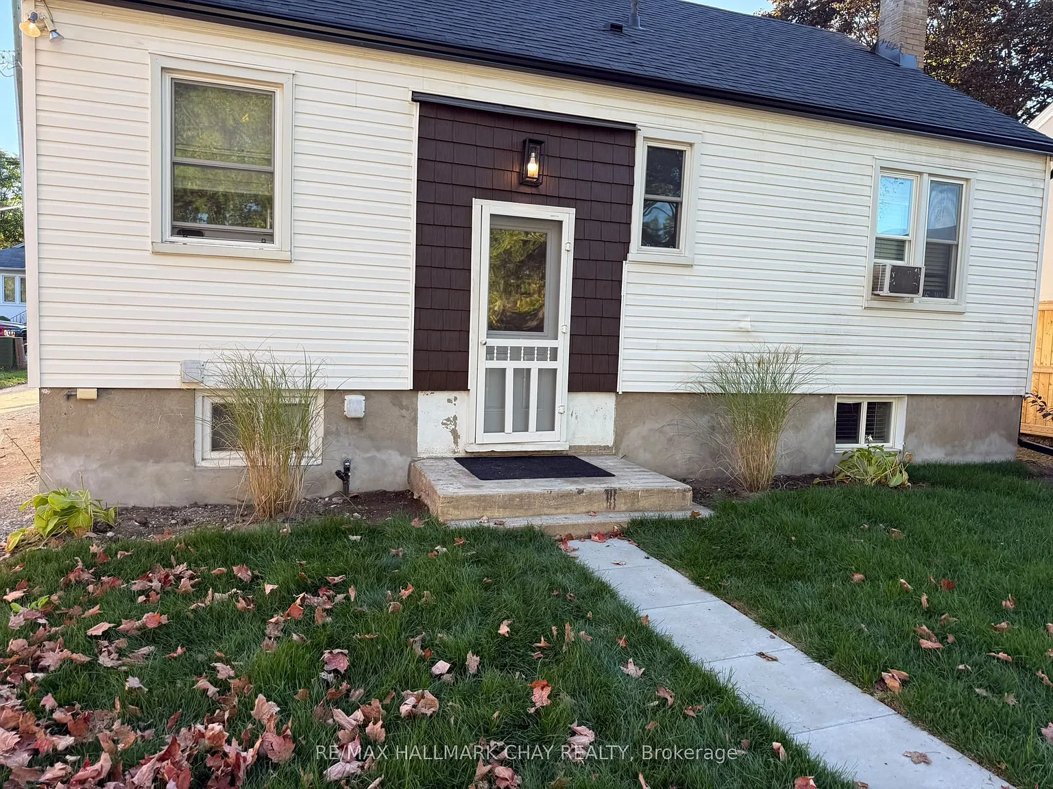 2 bed, $1,900 — Photo 2