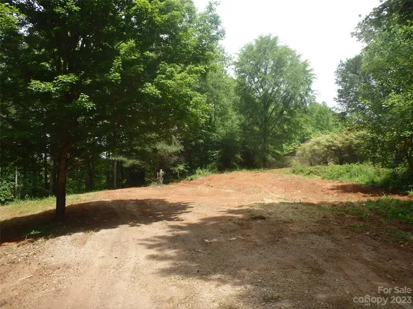 2398 Swanson Rd, Crouse, NC 28033