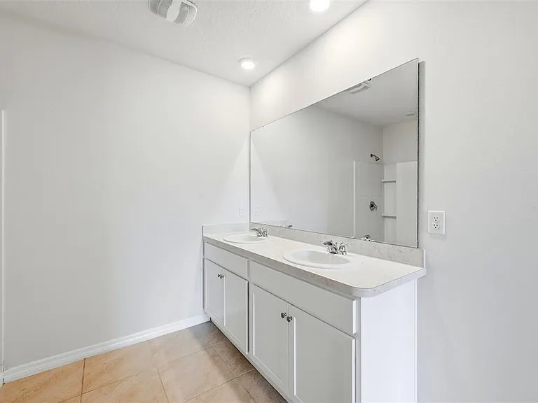 2725 Dumont Ln — Photo 25
