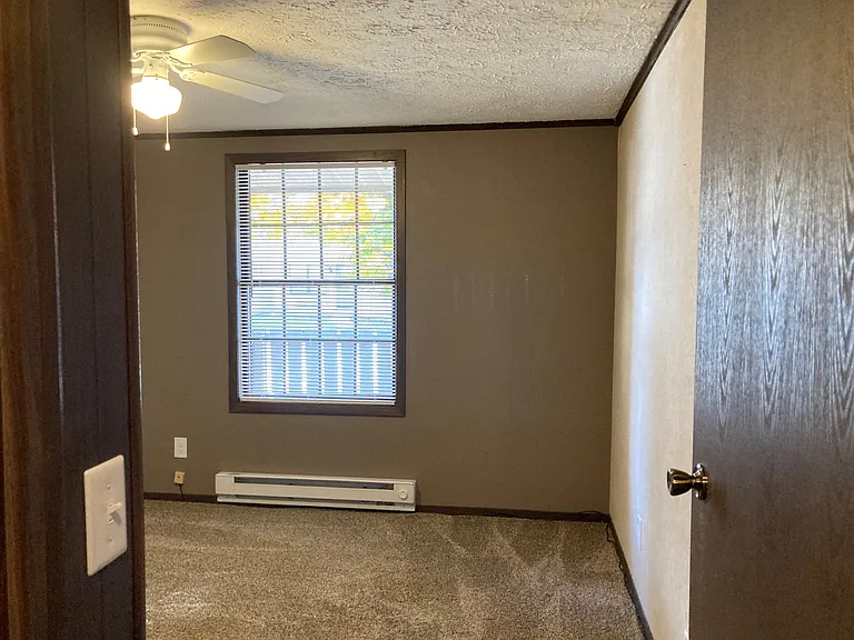 Ketwood Apartments — Photo 16
