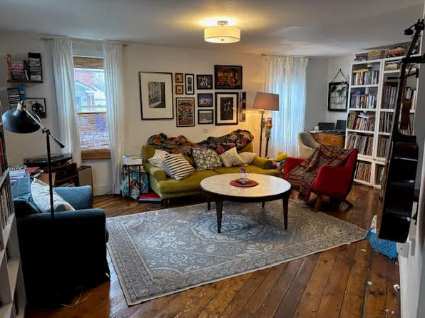 48 Pitkin St, Burlington, VT 05401