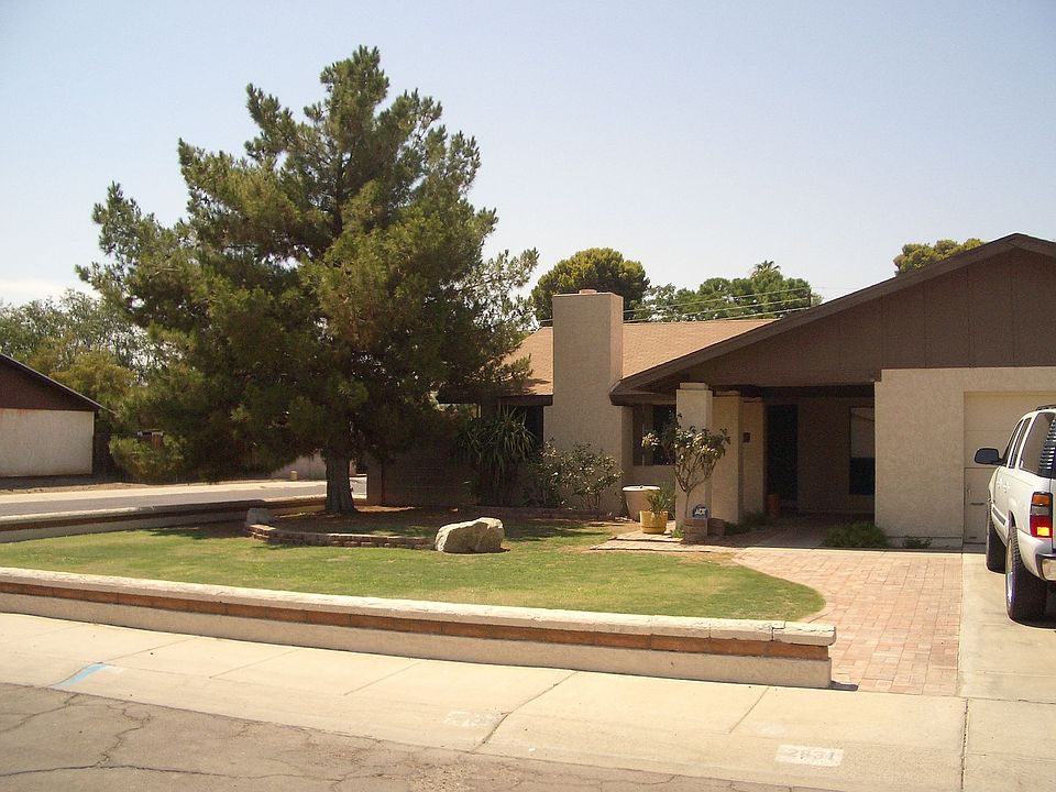 1st image of 2831 W Vista Ave