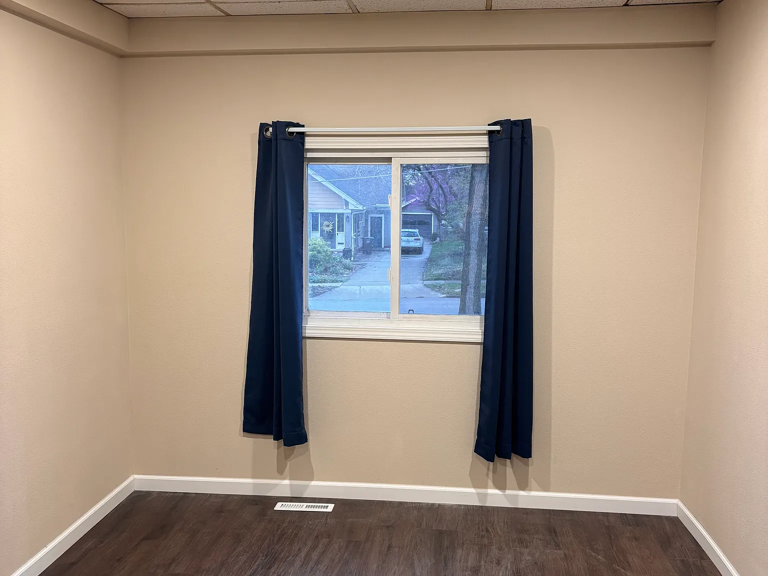 4 bed, 1380 sqft, $1,650 — Photo 4