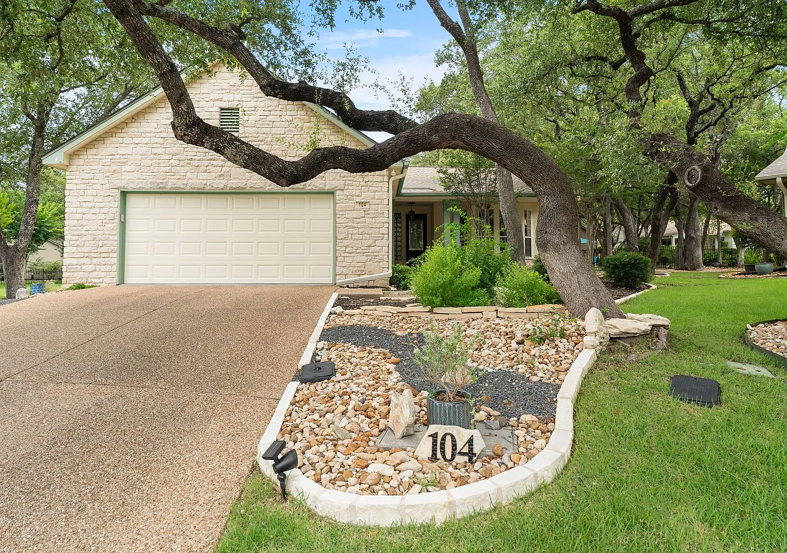104 Bronco Circle-Unfurnished Sun City Rental Home Available Now! — Photo 1