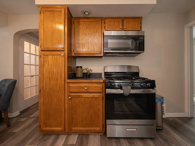 3722 Bainbridge Rd — Photo 8