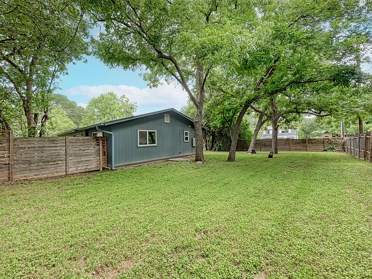 6700 Kings Point — Photo 40