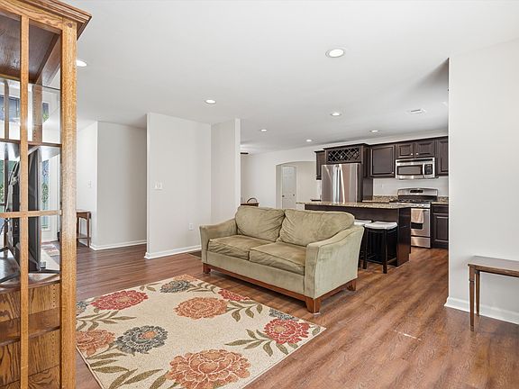 4th image of 4493 Clifford Rd
