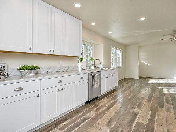 5th image of 18212 Tigerwood Ct