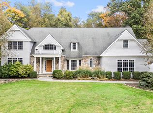 3 Butternut Rdg, Newtown, CT 06470