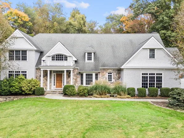 3 Butternut Ridge, Newtown, CT 06470