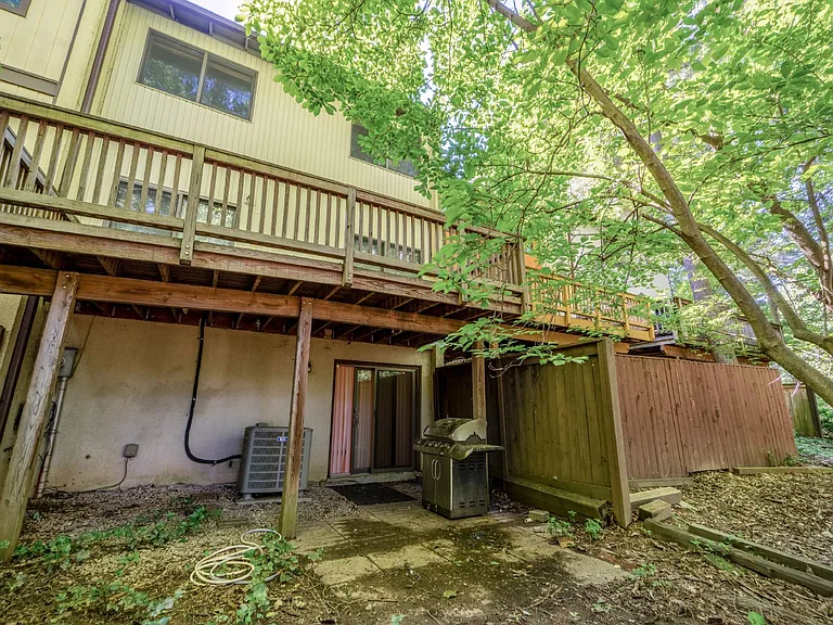 2455 Pyrenees Ct — Photo 34
