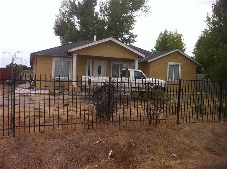 2nd image of 13188 N Hibbard Rd
