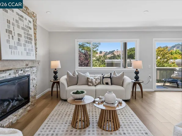1150 Canyonwood Ct APT 4, Walnut Creek, CA 94595