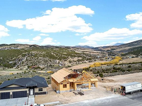 2nd image of 4444 Center St