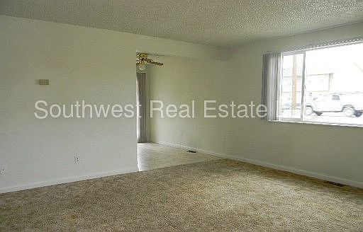 4th image of 132A Skyline Dr