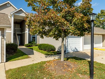 1468 Fox Pointe Cir, Ann Arbor, MI, 48108