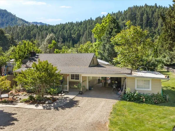 6589 Rogue River Hwy, Grants Pass, OR 97527