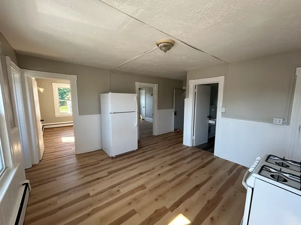 645 Burnside Ave #2C, East Hartford, CT 06108