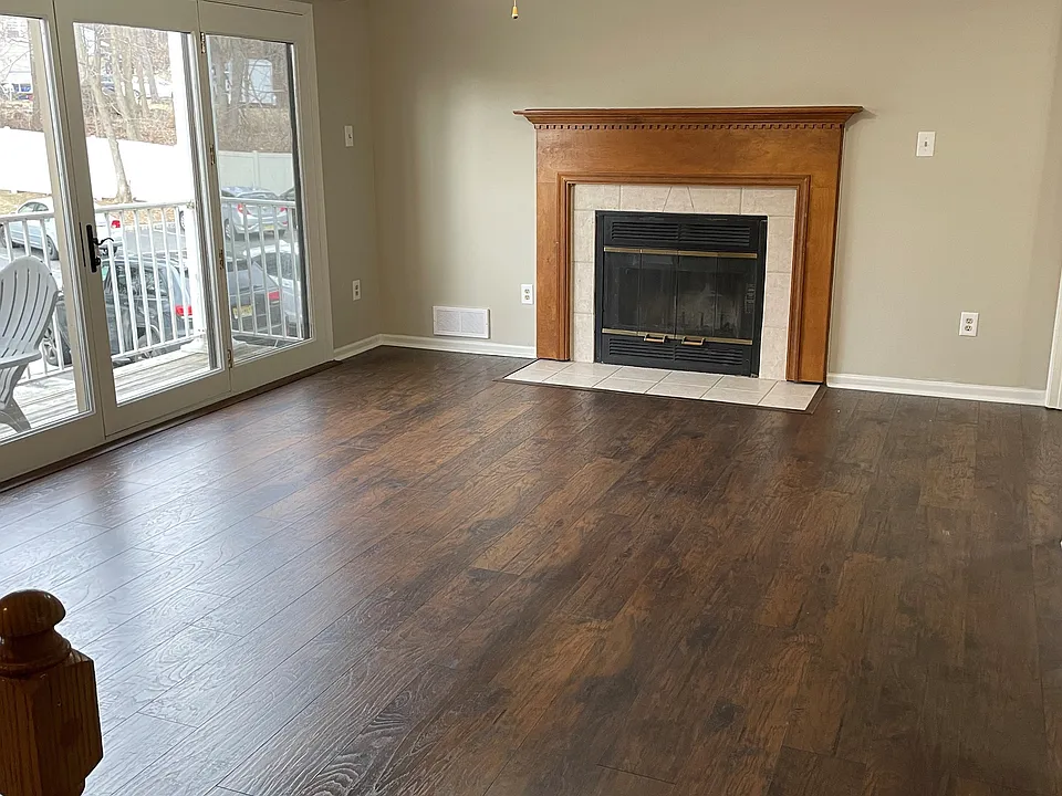 36 Amherst Ct