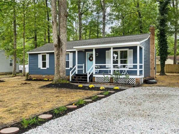19509 Walker Ave, South Chesterfield, VA 23834