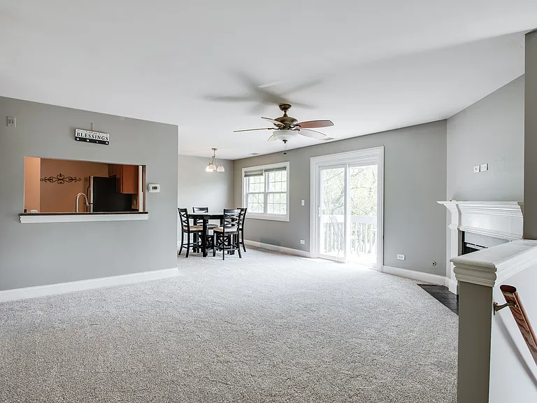 19 Foxcroft Rd #203 — Photo 4